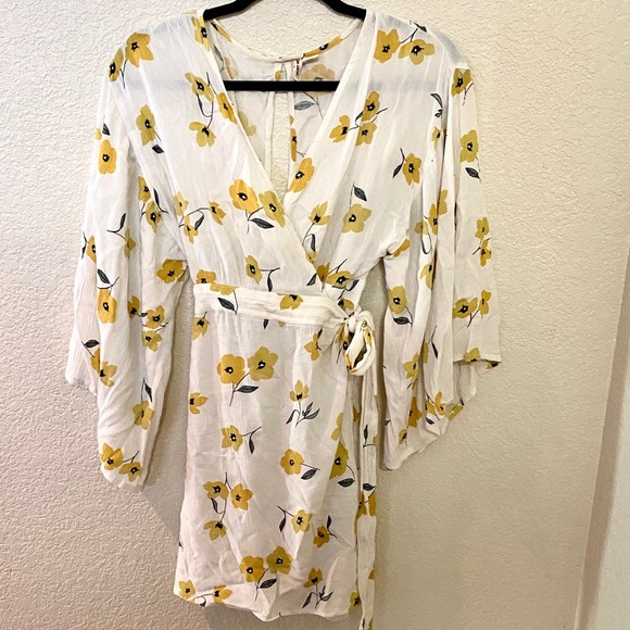 Billabong Other - Billabong swimsuit coverup XL